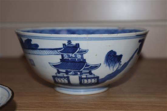 A Chinese underglaze blue and copper red saucer dish and a Chinese blue and white bowl bowl diameter 15cm